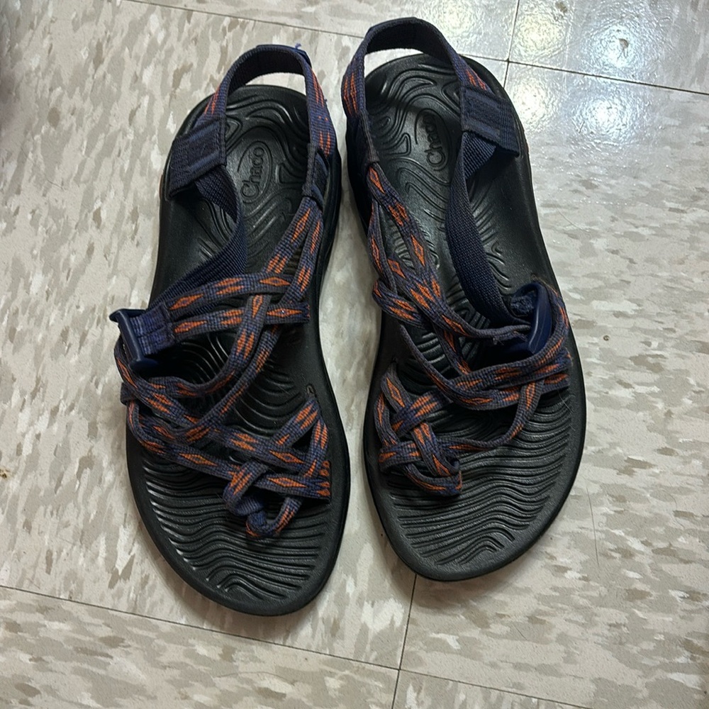 Chacos with toe strap